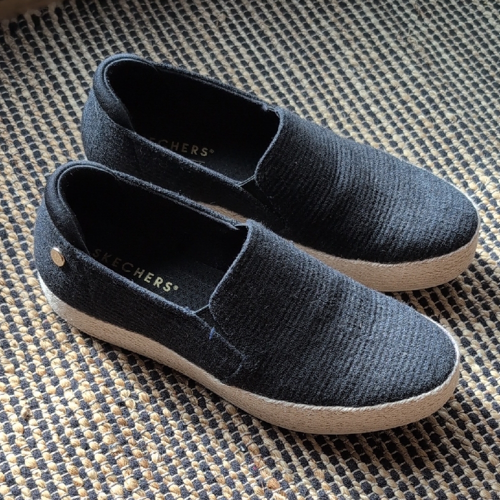 Skechers Martha Stewart Women's Black and Cream Slip-On Loafers